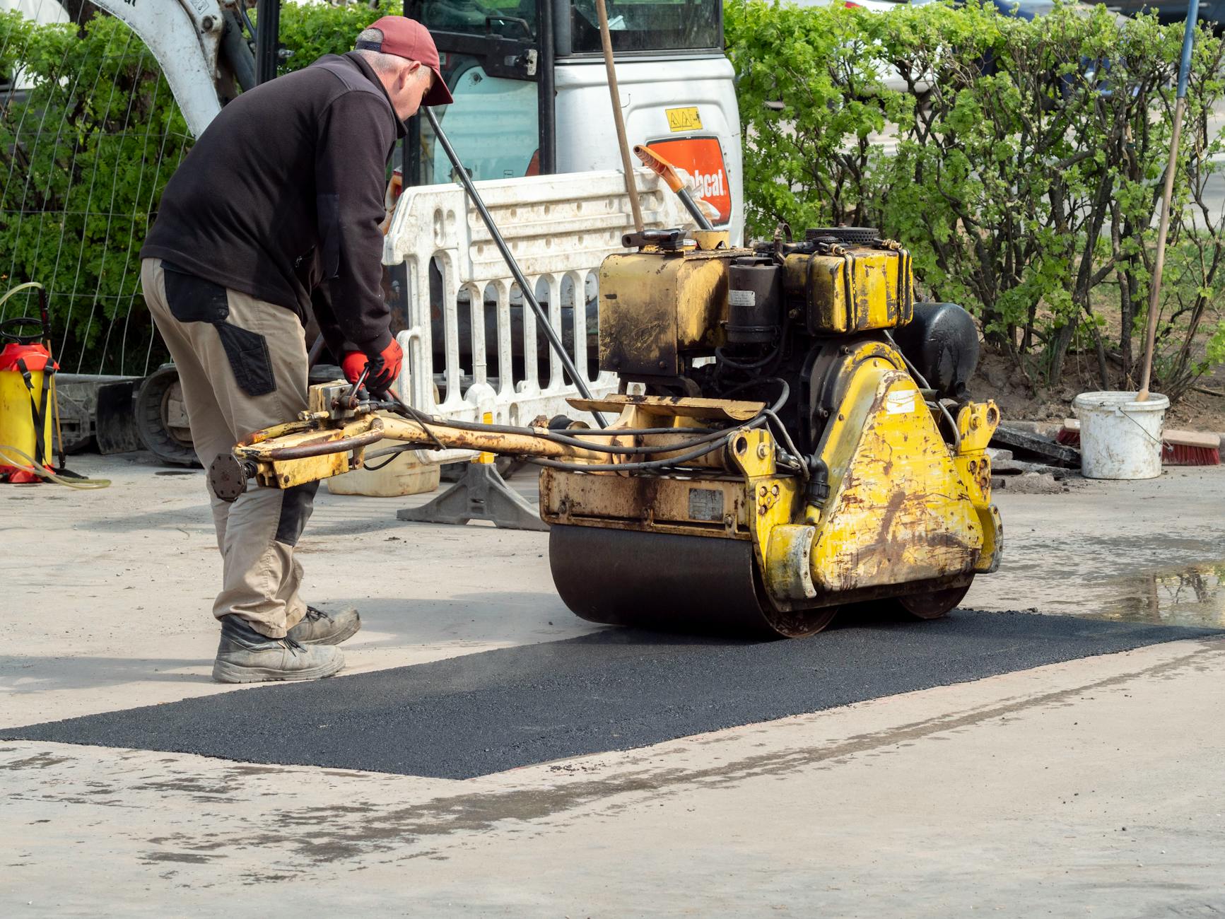 Remont ulicy Rzgowskiej i gwiazda Anny Seniuk w Łodzi - symbole zmian w mieście